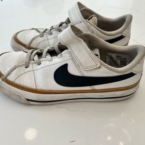 Nike Kids White and Black Sneakers